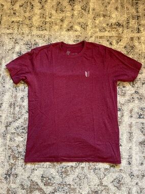 Linksoul Mens Large Red T-Shirt Short Sleeve